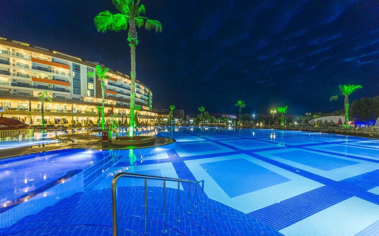 Lonicera Resort & Spa Hotel アブサルア エクステリア 写真